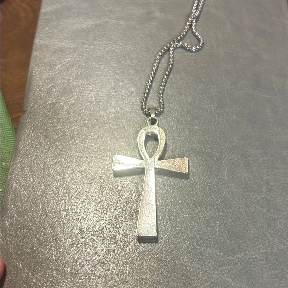 NWT Silver Plated Egyptian Ankh Cross Pendant Necklace Unisex Key of Life